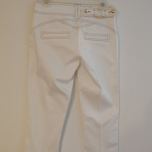 Cache White Capris - Picture 3 of 3